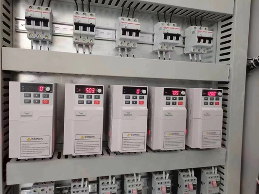 DL100-4T0007B 진술 기계 심포니크스용 유니버설 주파수 인버터 0.75KW