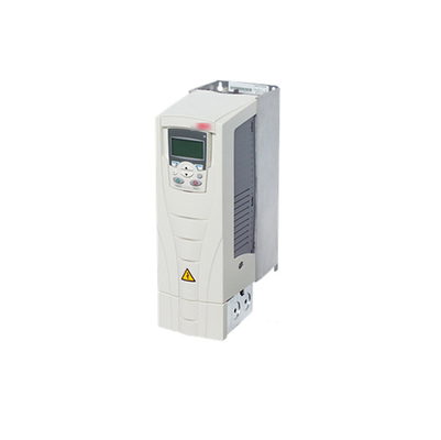 ACS510-01-290A-4 벽에 장착된 드라이브 LED 디스플레이 주파수 변경기